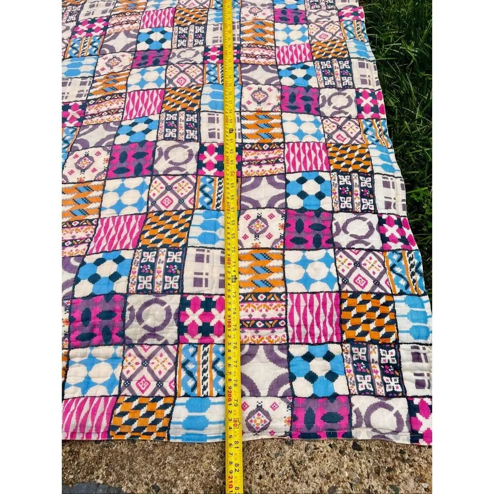 Patchwork Scrappy Quilt With Colorful Geometric Patterns Full/Double
